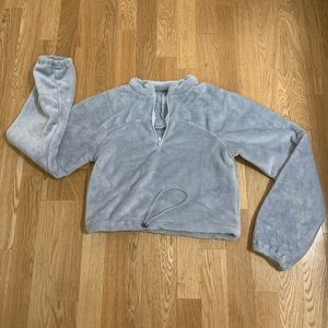 nvgtn cropped grey fuzzy pullover